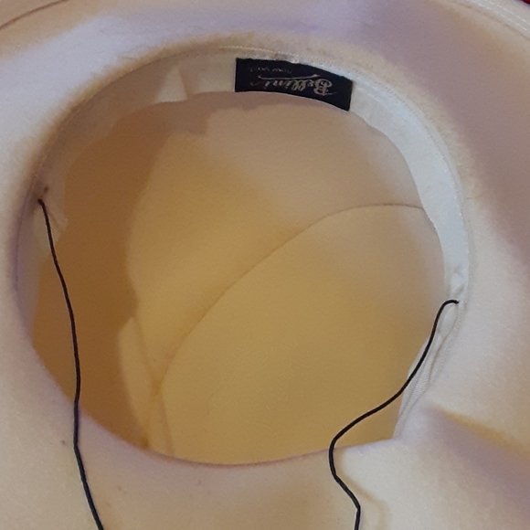 A vintage bellini womens church hat - Picture 3 of 3